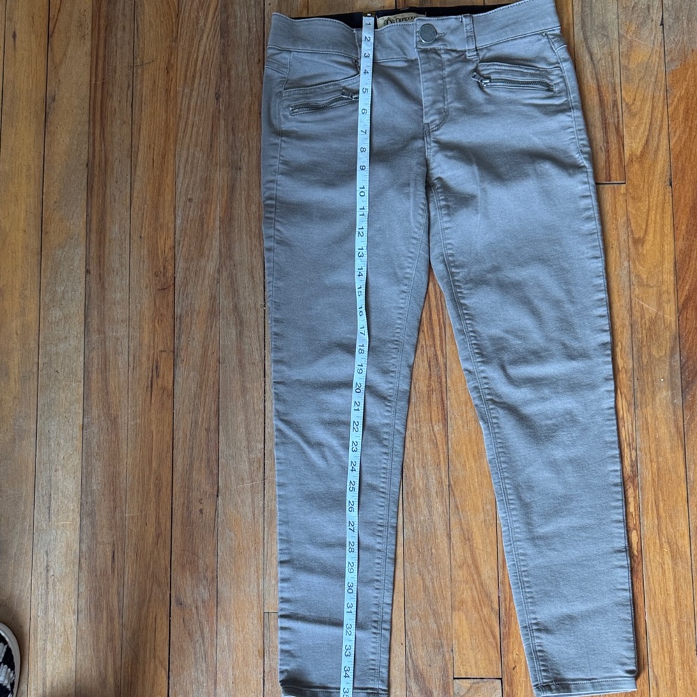 Democracy Gray Women's Jeggings - Picture 6 of 9